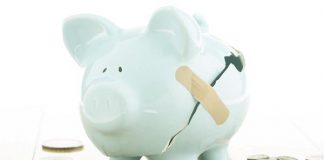 Investing and Economic Indicators 87590292.jpg