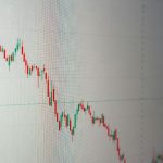 Επενδυτική ψυχολογία: Πότε ο φόβος & η απληστία κοστίζουν οικονομικά