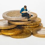 Γεωπολιτικές εντάσεις & επιλεκτικές αγορές ακολουθούν τις θεσμικές μεταβολές